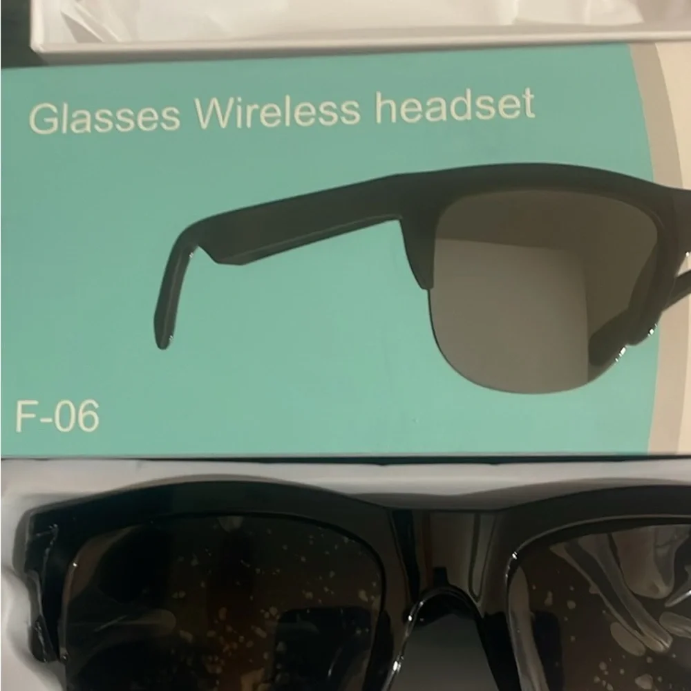 Smart Glasses Wireless Headset - Black I have 5 pair😊